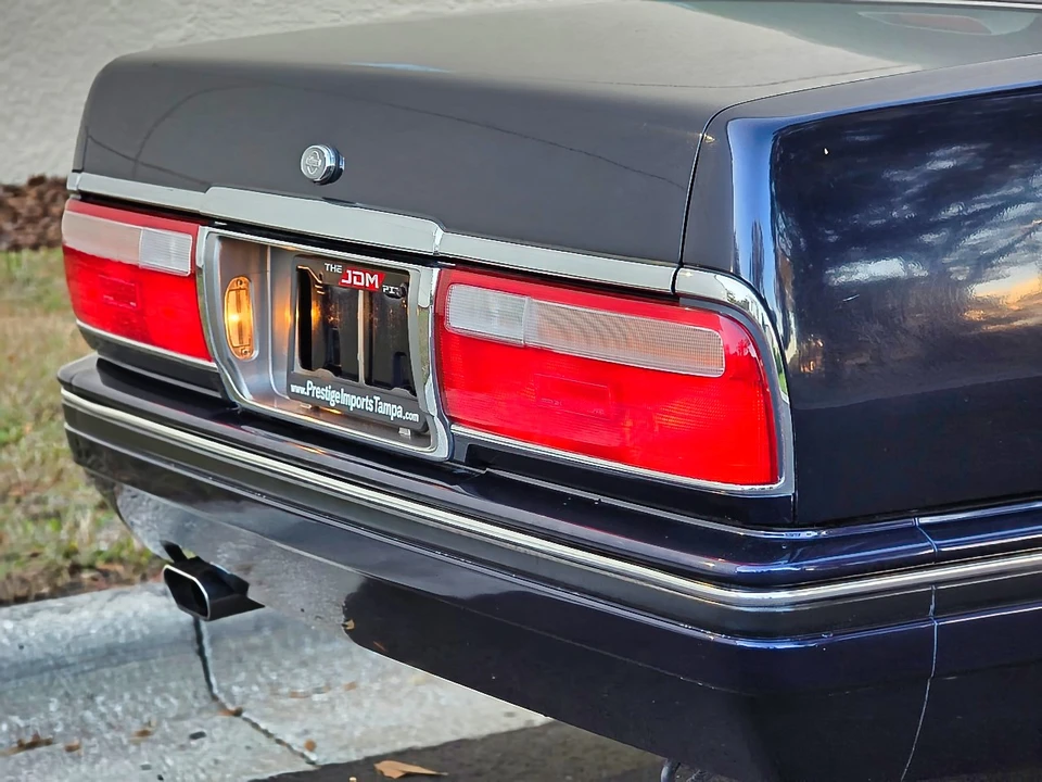1999 Nissan Cedric 9th Gen - Image 17 of 21