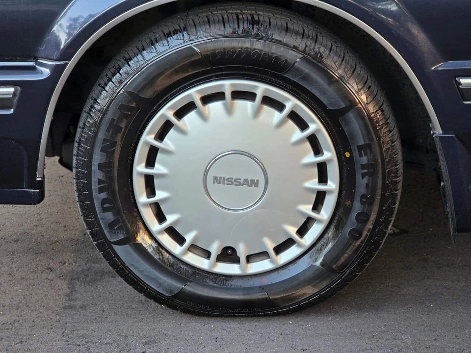 1999 Nissan Cedric 9th Gen - Image 22 of 31