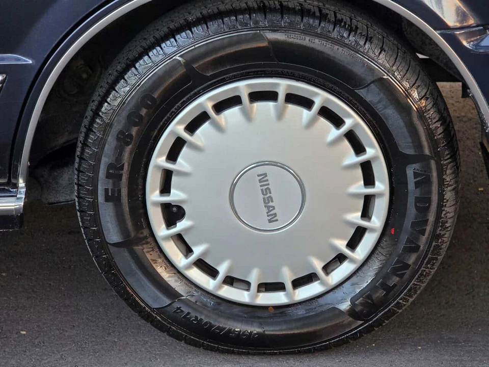 1999 Nissan Cedric 9th Gen - Image 23 of 31