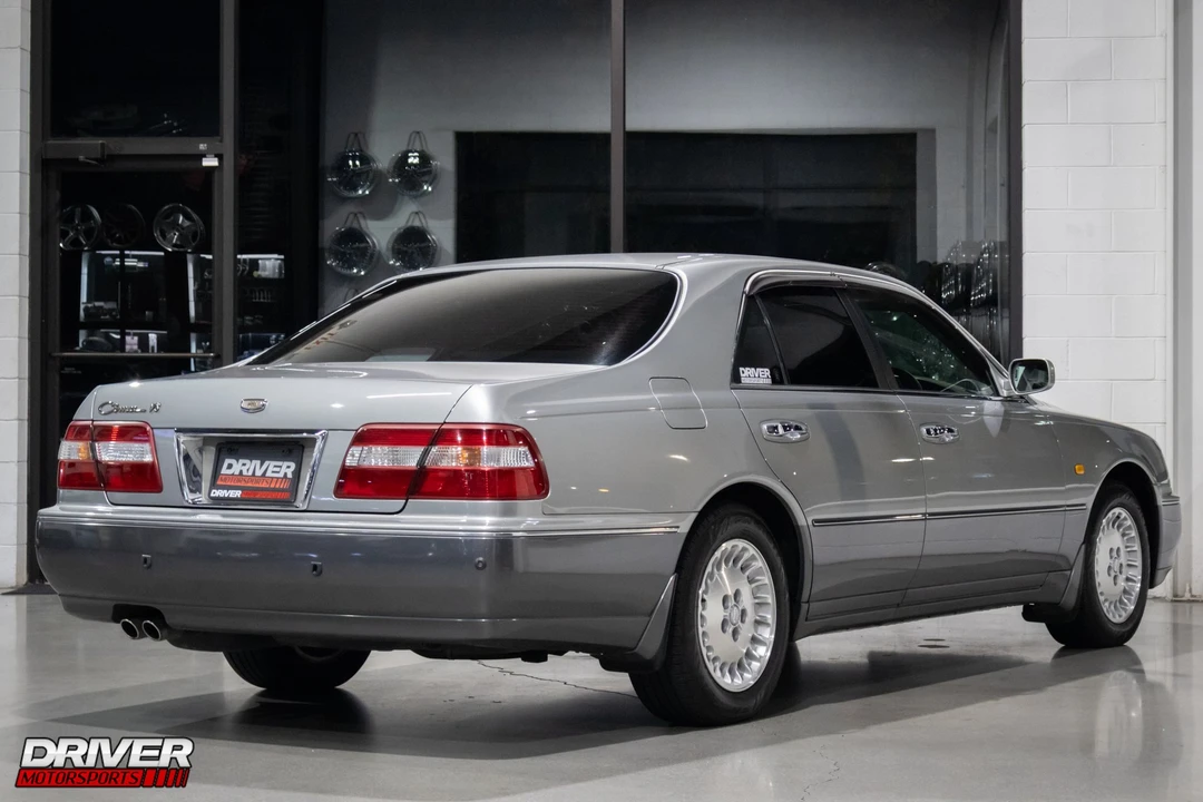 1999 Nissan Cima 3rd Gen - Image 8 of 20