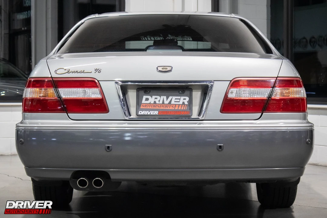 1999 Nissan Cima 3rd Gen - Image 9 of 20