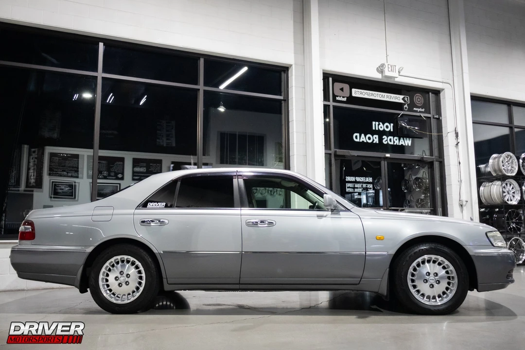 1999 Nissan Cima 3rd Gen - Image 10 of 20