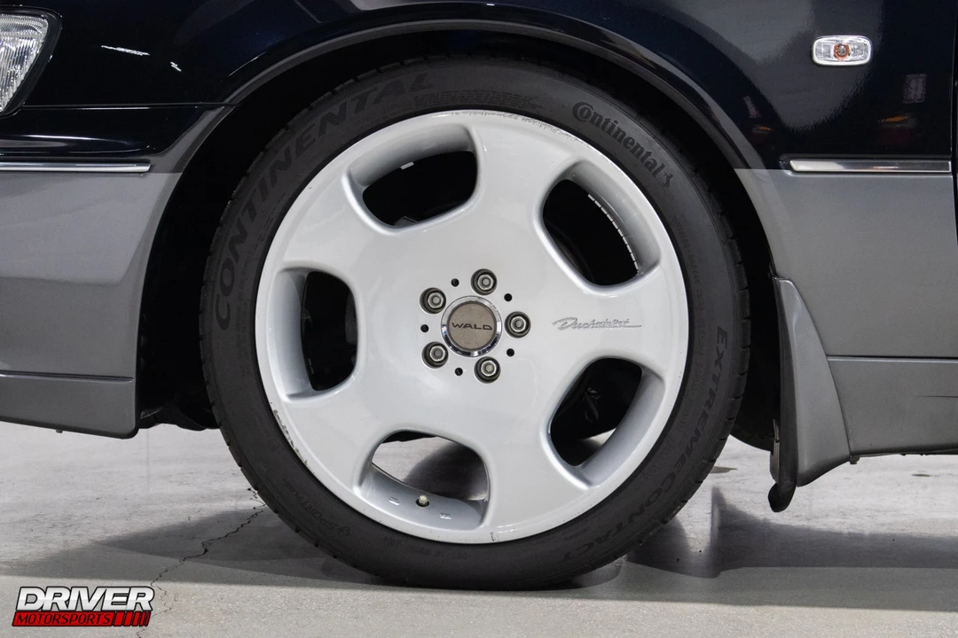 1999 Nissan Cima 3rd Gen - Image 19 of 21