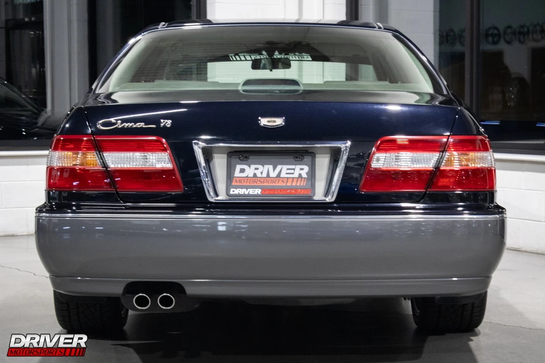 1999 Nissan Cima 3rd Gen - Image 9 of 21