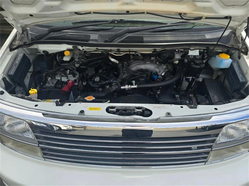 1999 Nissan Elgrand 1st Gen - Image 9 of 22