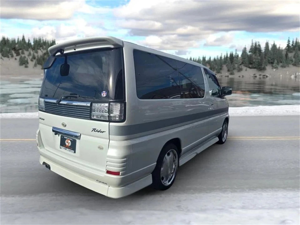1999 Nissan Elgrand 1st Gen - Image 5 of 22