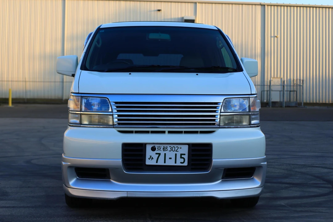 1999 Nissan Elgrand 1st Gen - Image 2 of 21