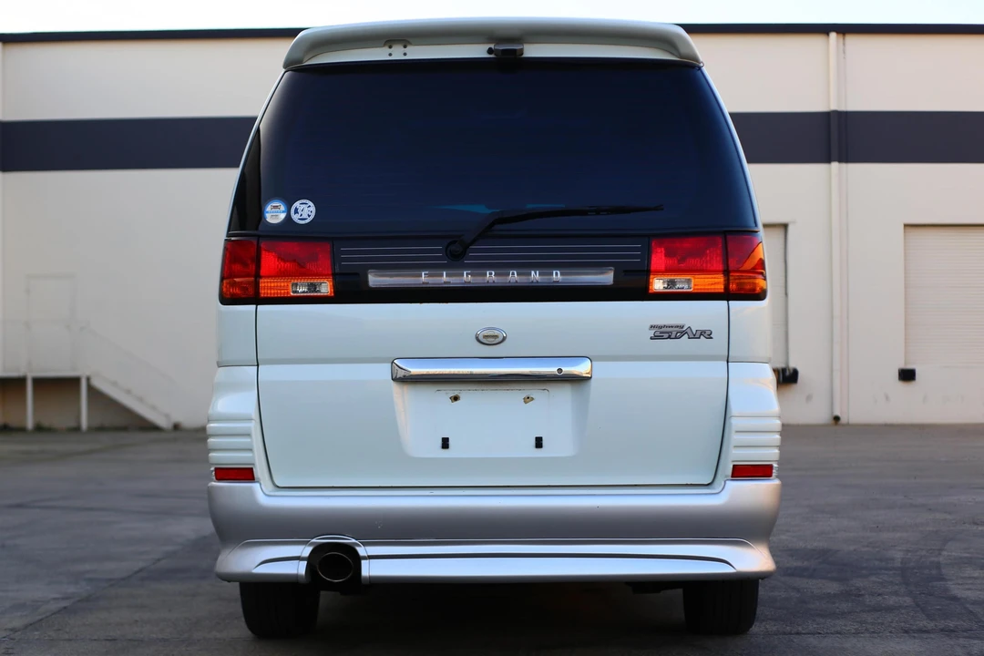 1999 Nissan Elgrand 1st Gen - Image 5 of 21