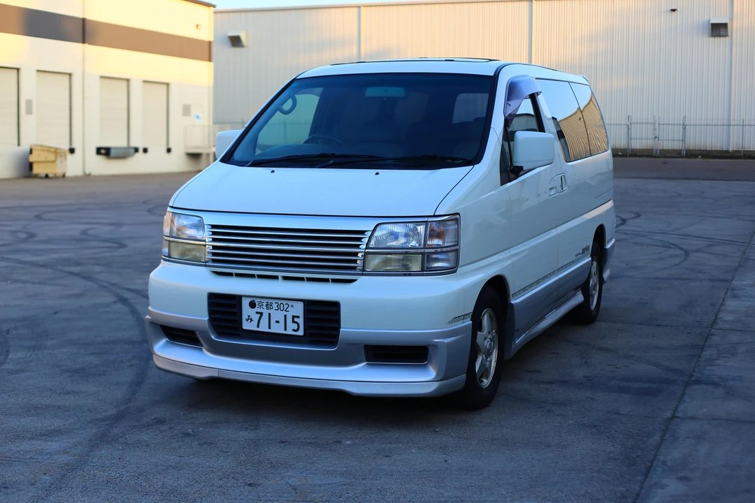 1999 Nissan Elgrand 1st Gen - Image 7 of 21