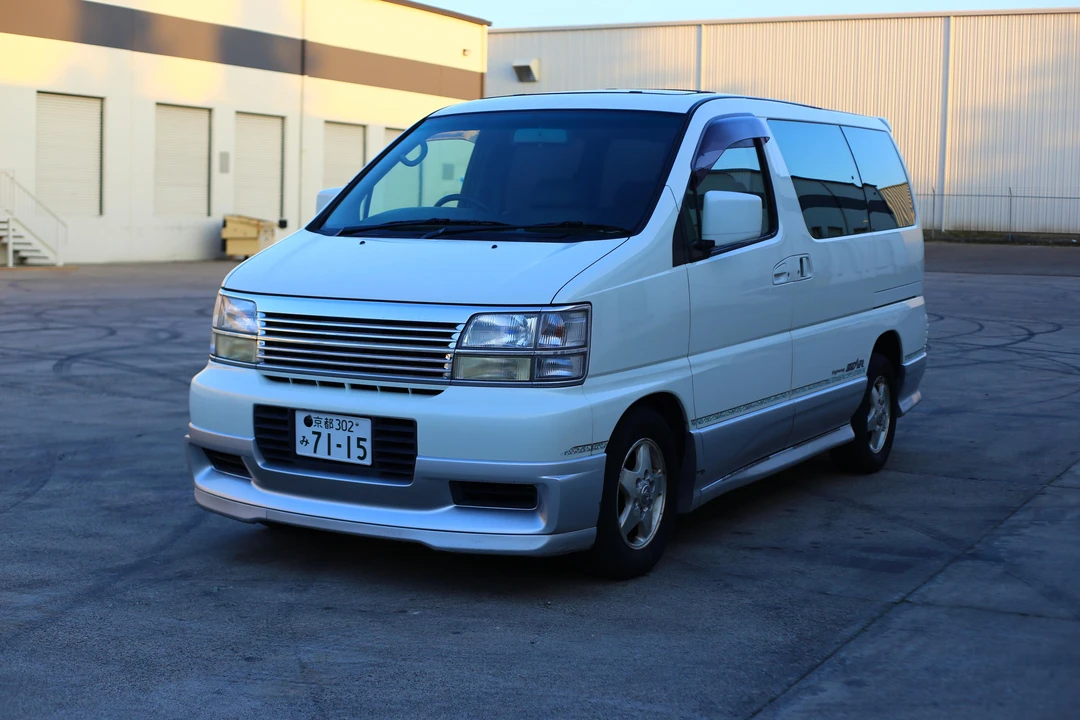 1999 Nissan Elgrand 1st Gen - Image 8 of 21