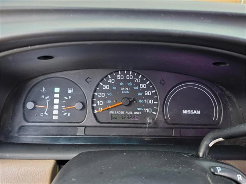 1999 Nissan Frontier 1st Gen - Image 19 of 31