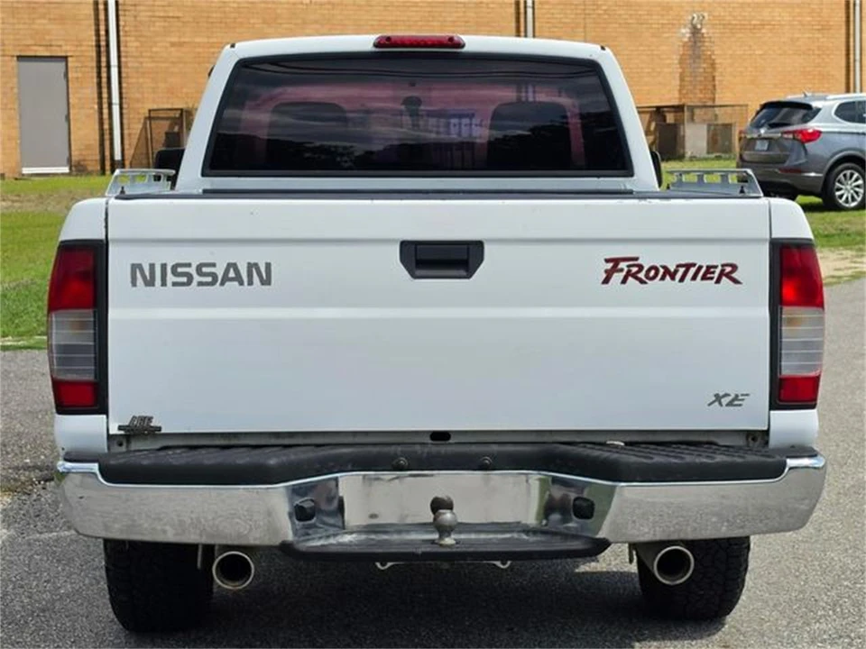 1999 Nissan Frontier 1st Gen - Image 9 of 31