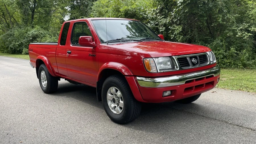 1999 Nissan Frontier 1st Gen - Image 7 of 9