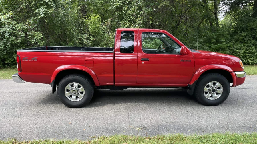 1999 Nissan Frontier 1st Gen - Image 8 of 9
