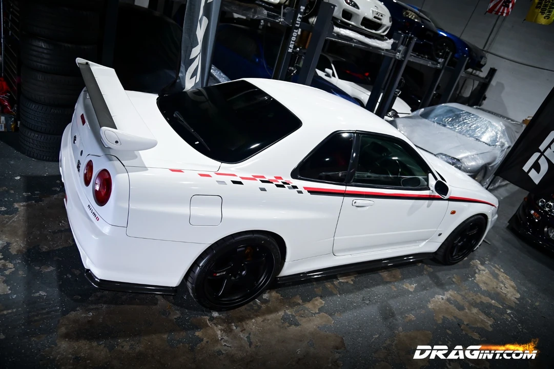 1999 Nissan R34 Skyline GT-R 10th Gen - Image 14 of 31