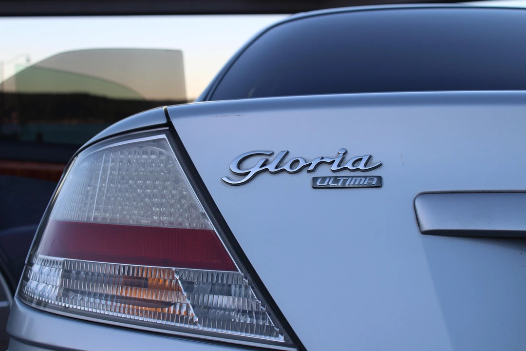 1999 Nissan Gloria 10th Gen - Image 21 of 21
