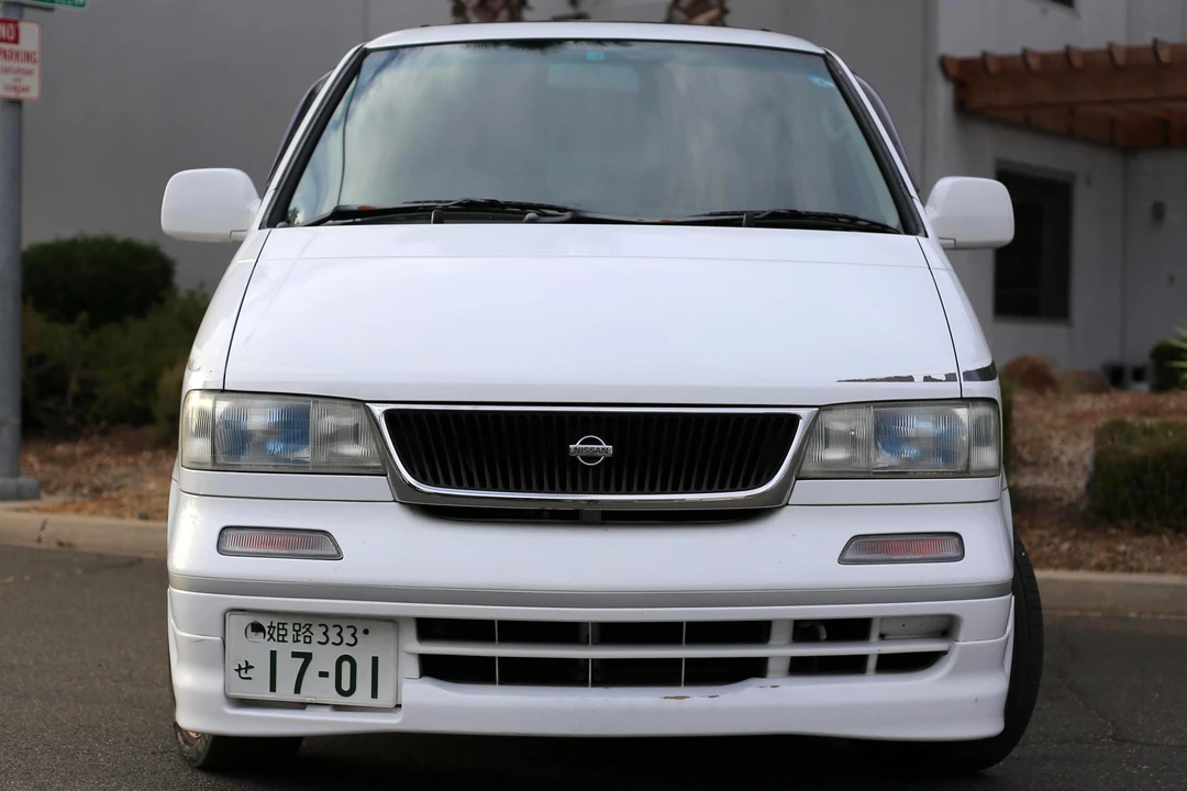 1999 Nissan Largo 1st Gen - Image 2 of 5