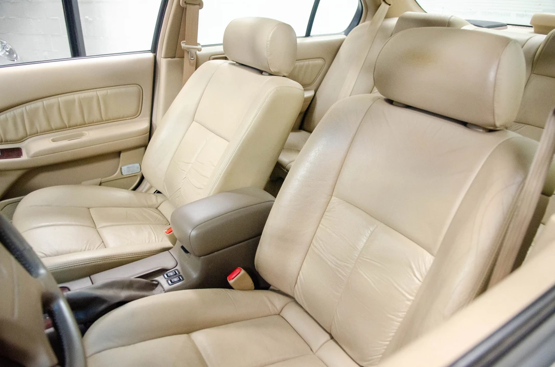 1999 Nissan Maxima 4th Gen - Image 26 of 31