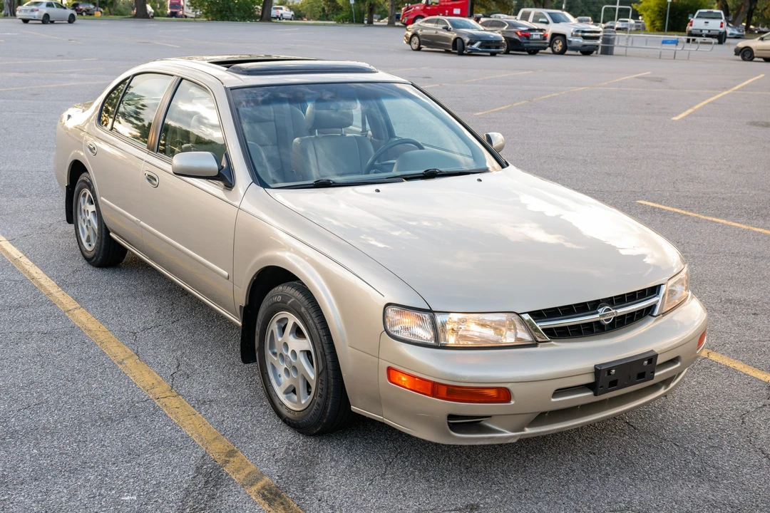 1999 Nissan Maxima 4th Gen - Image 11 of 31