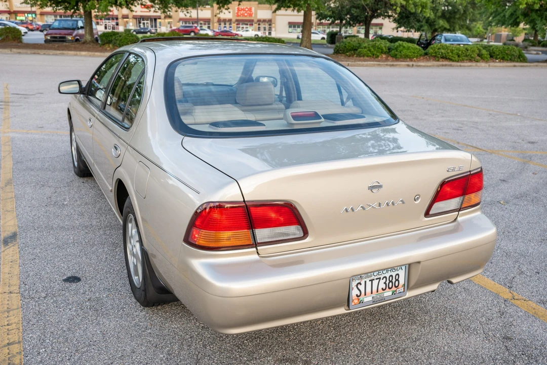 1999 Nissan Maxima 4th Gen - Image 5 of 31