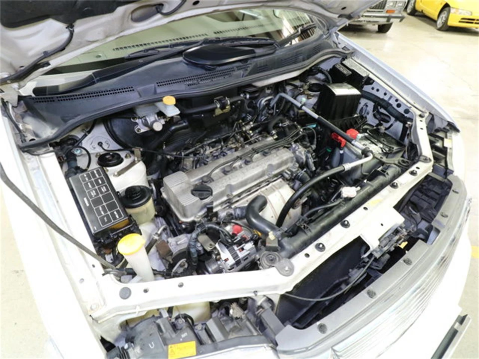1999 Nissan - Image 21 of 31