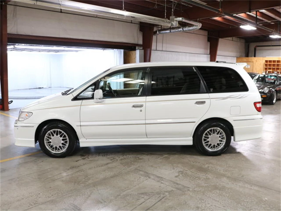 1999 Nissan - Image 4 of 31
