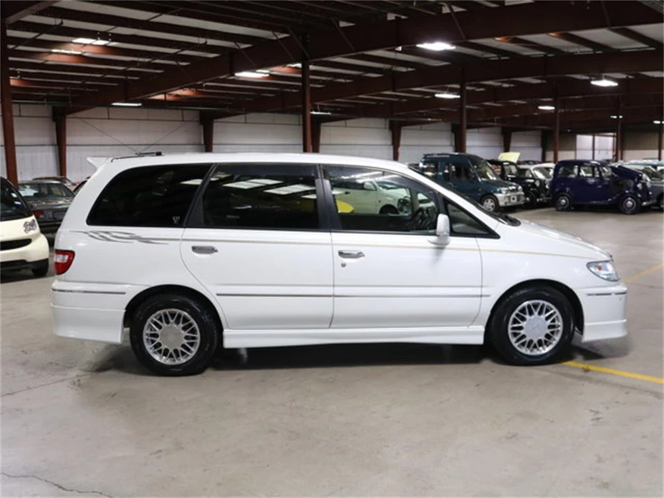 1999 Nissan - Image 8 of 31