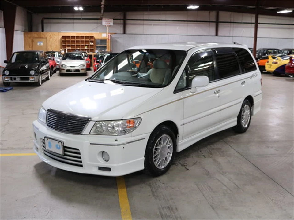 1999 Nissan - Image 2 of 31