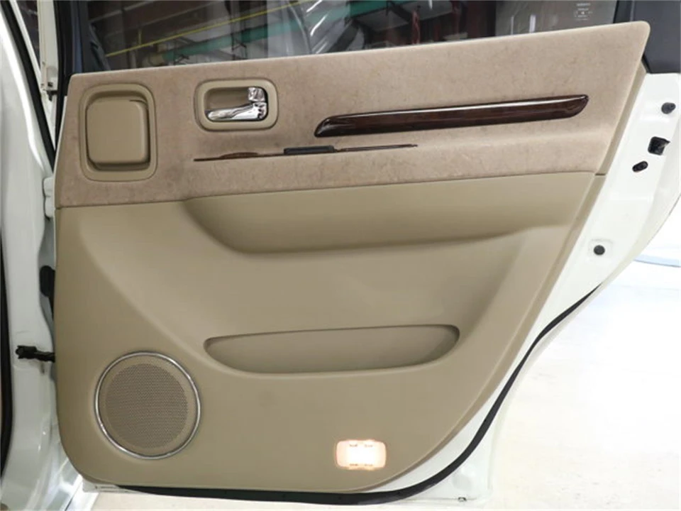 1999 Nissan - Image 29 of 31