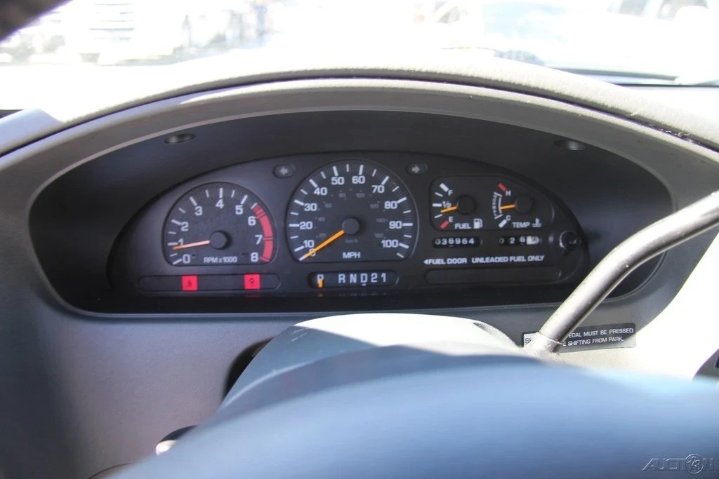 1999 Nissan Quest - Image 14 of 21