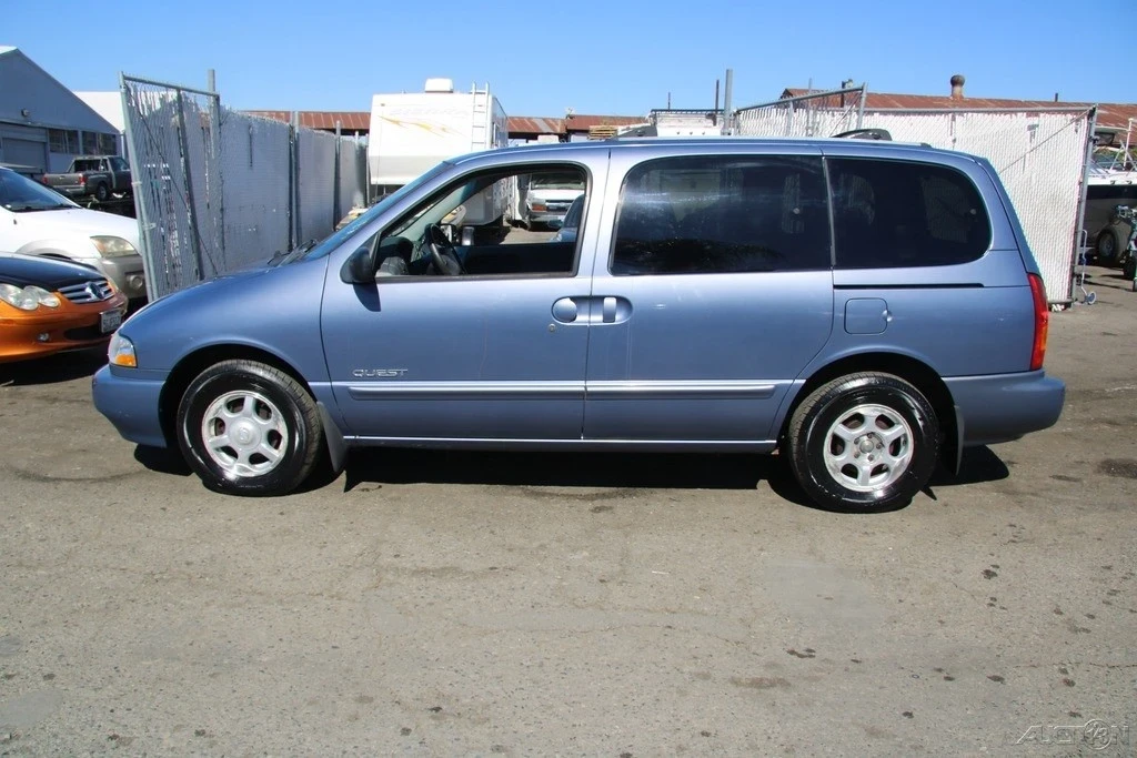 1999 Nissan Quest - Image 3 of 21