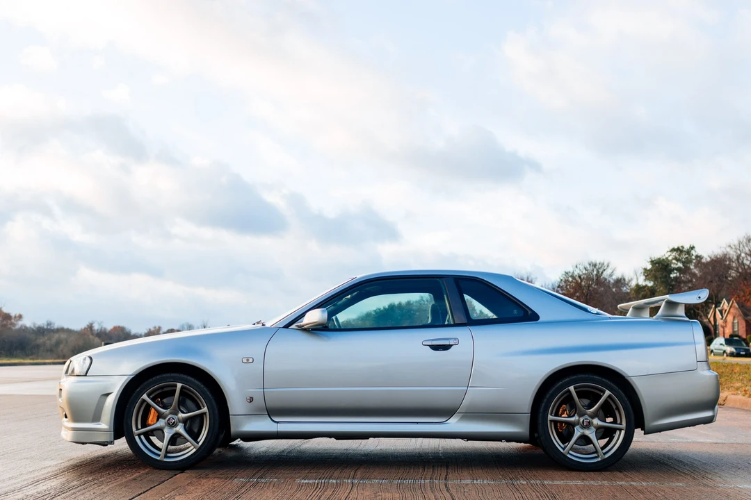 1999 Nissan R34 Skyline GT-R 10th Gen - Image 11 of 31