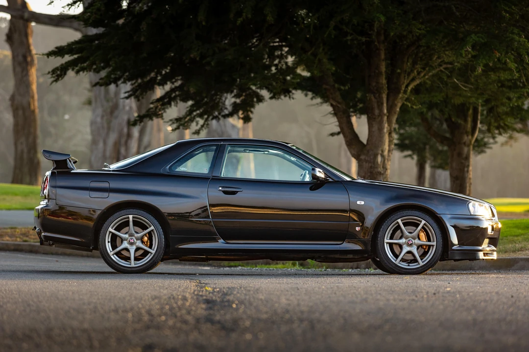 1999 Nissan R34 Skyline GT-R 10th Gen - Image 18 of 31