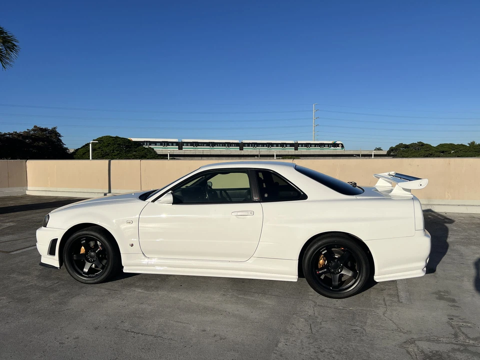 1999 Nissan R34 Skyline GT-R 10th Gen - Image 21 of 31