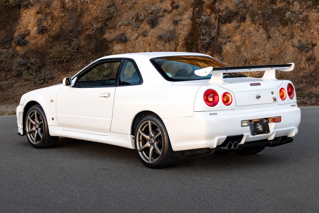1999 Nissan R34 Skyline GT-R 10th Gen - Image 13 of 31