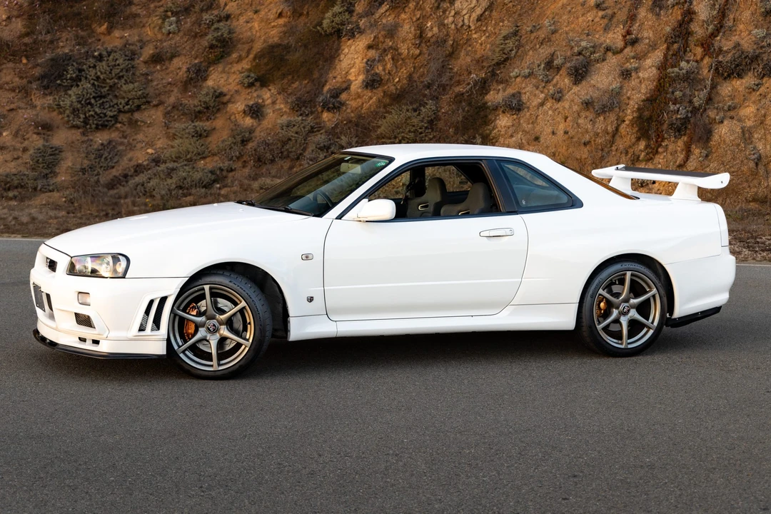 1999 Nissan R34 Skyline GT-R 10th Gen - Image 9 of 31