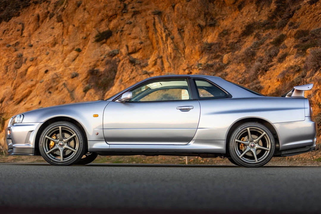 1999 Nissan R34 Skyline GT-R 10th Gen - Image 10 of 31