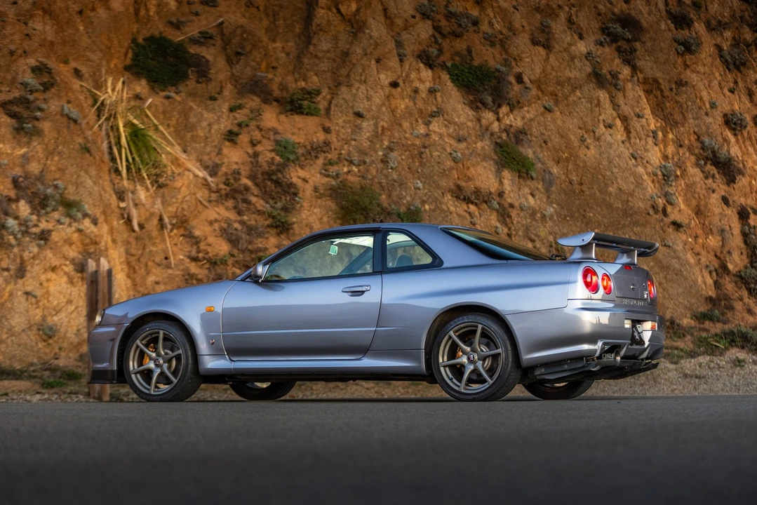 1999 Nissan R34 Skyline GT-R 10th Gen - Image 12 of 31