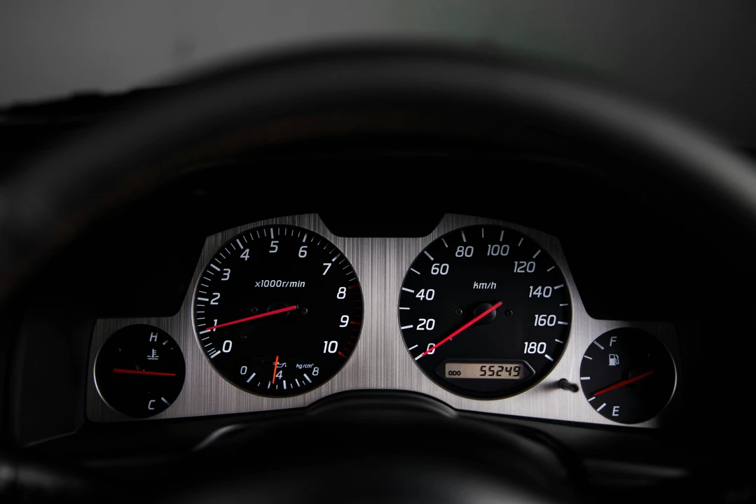 1999 Nissan R34 Skyline GT-R 10th Gen - Image 26 of 31