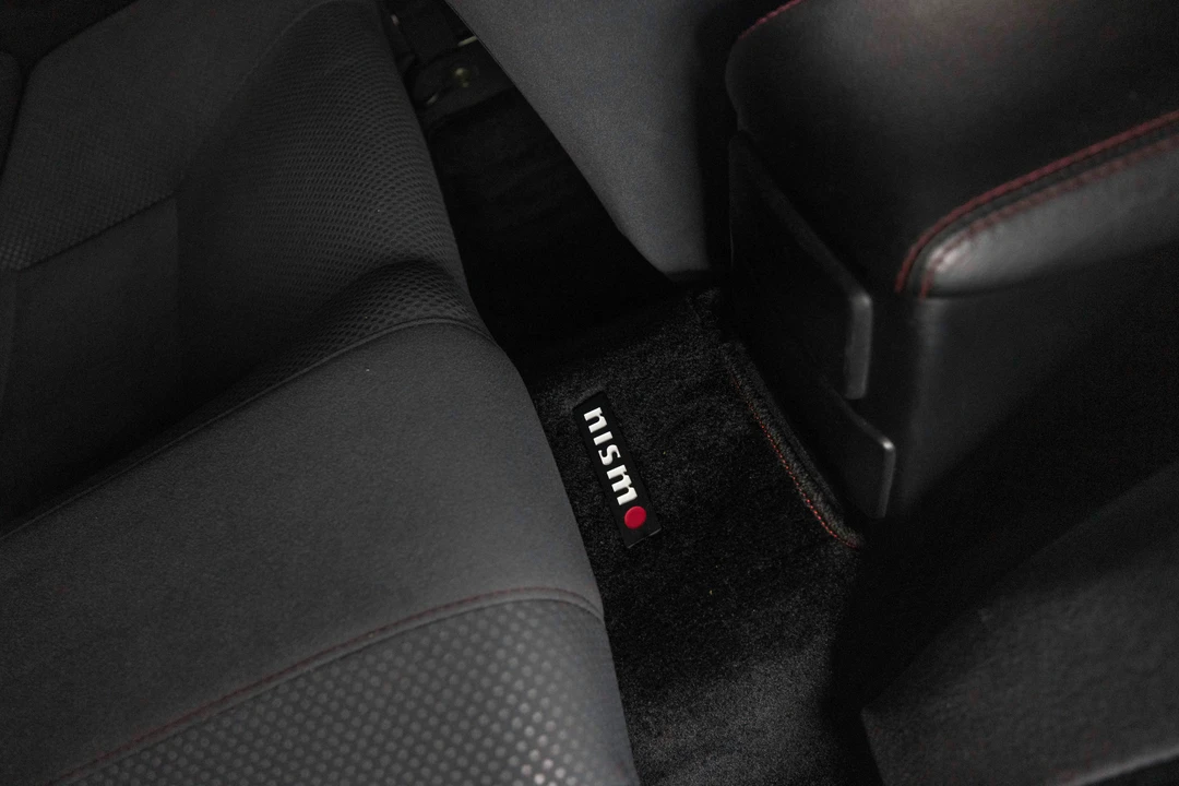 1999 Nissan R34 Skyline GT-R 10th Gen - Image 15 of 31