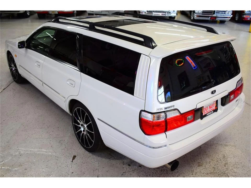 1999 Nissan Stagea 1st Gen - Image 16 of 31