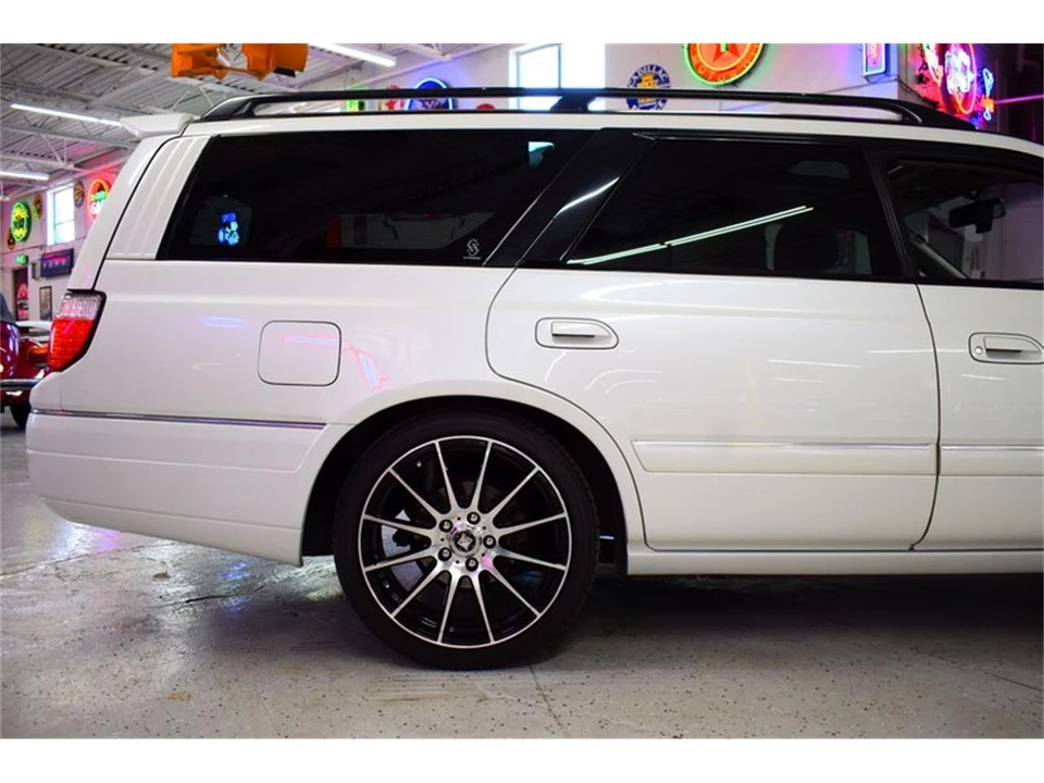 1999 Nissan Stagea 1st Gen - Image 7 of 31