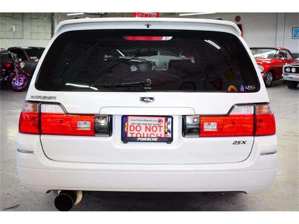 1999 Nissan Stagea 1st Gen - Image 12 of 31