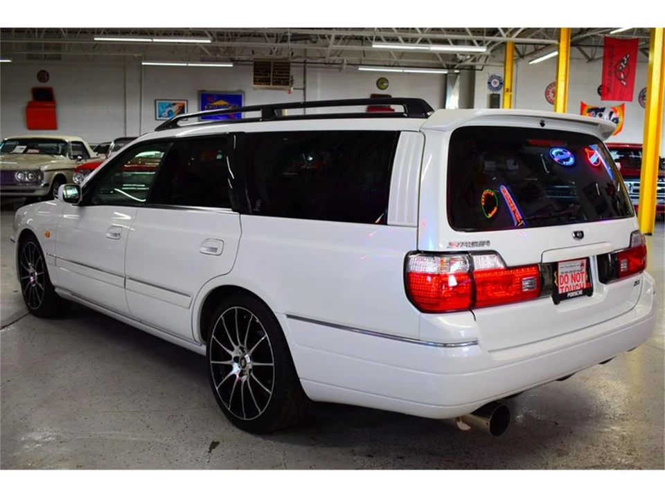 1999 Nissan Stagea 1st Gen - Image 15 of 31