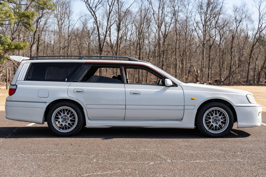 1999 Nissan Stagea 1st Gen - Image 3 of 31