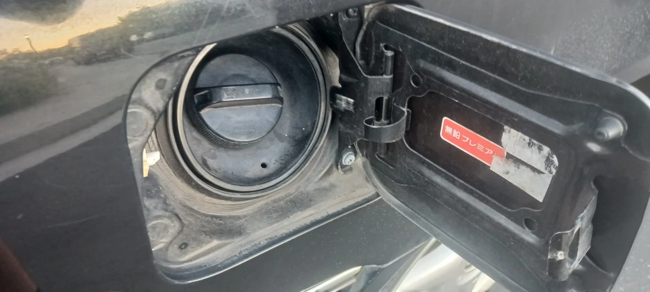 1999 Nissan Stagea 1st Gen - Image 10 of 31
