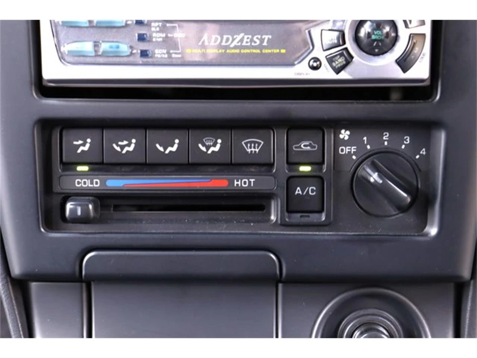 1999 Nissan Pathfinder 2nd Gen - Image 13 of 31
