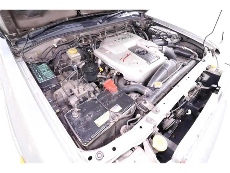 1999 Nissan Pathfinder 2nd Gen - Image 25 of 31