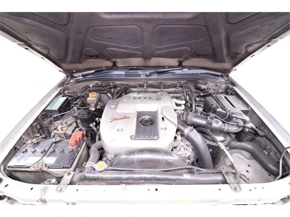 1999 Nissan Pathfinder 2nd Gen - Image 26 of 31