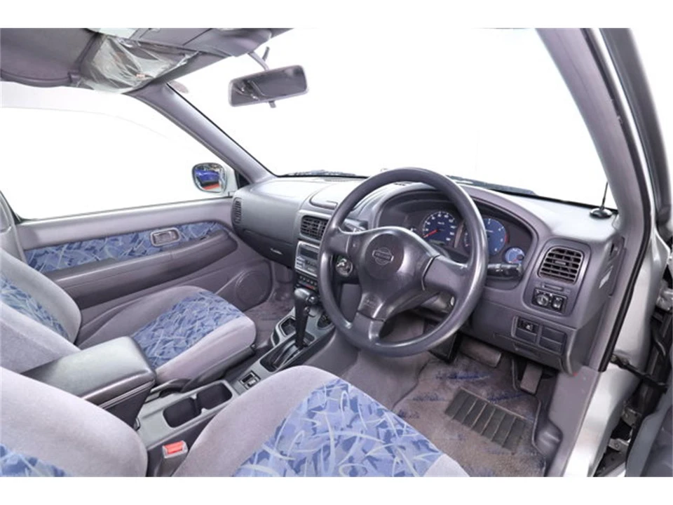 1999 Nissan Pathfinder 2nd Gen - Image 9 of 31